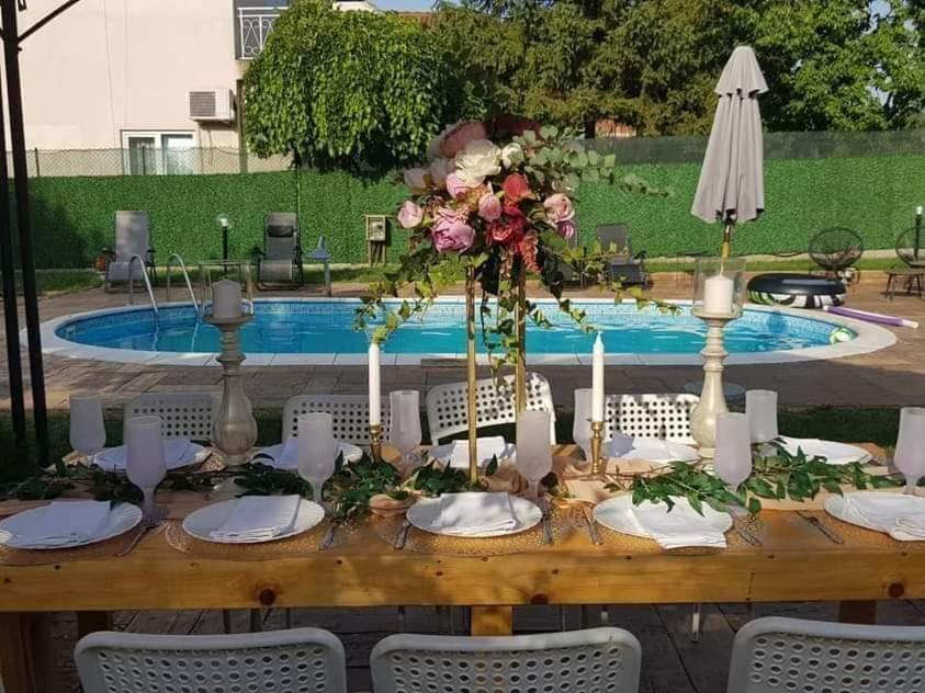 Vila Mila Riverside Apartments Смедерево Экстерьер фото
