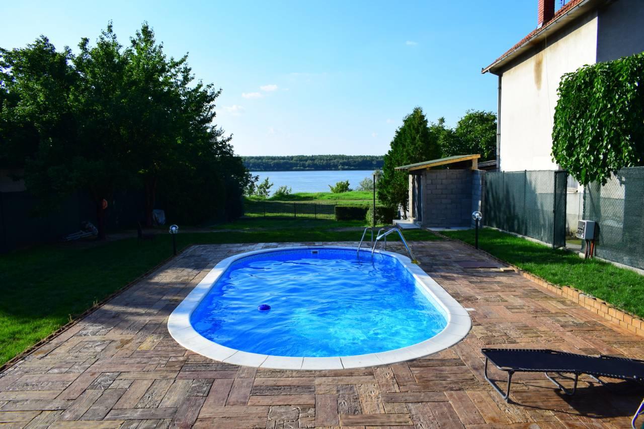 Vila Mila Riverside Apartments Смедерево Экстерьер фото